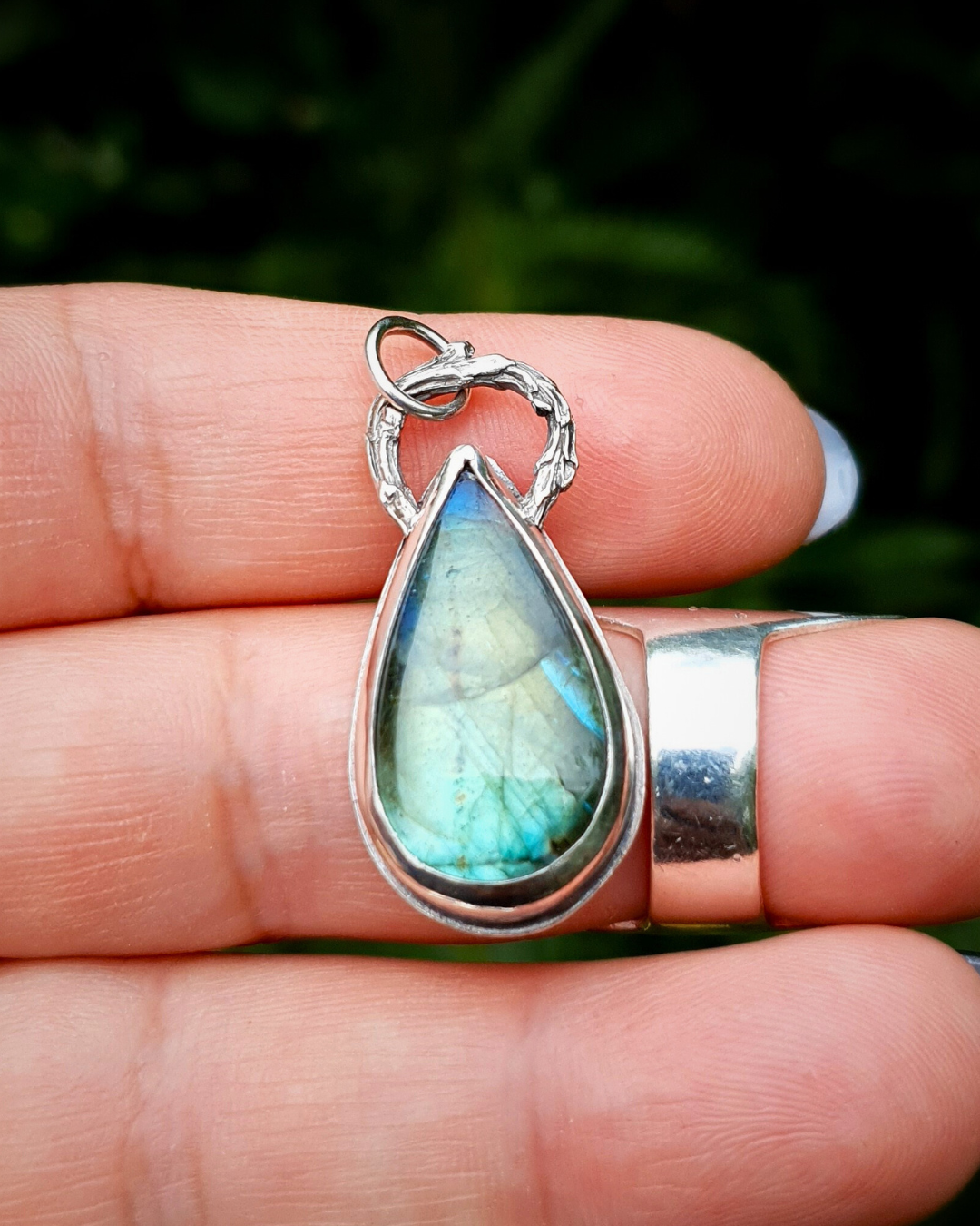 Labradorite Woodland Pendant