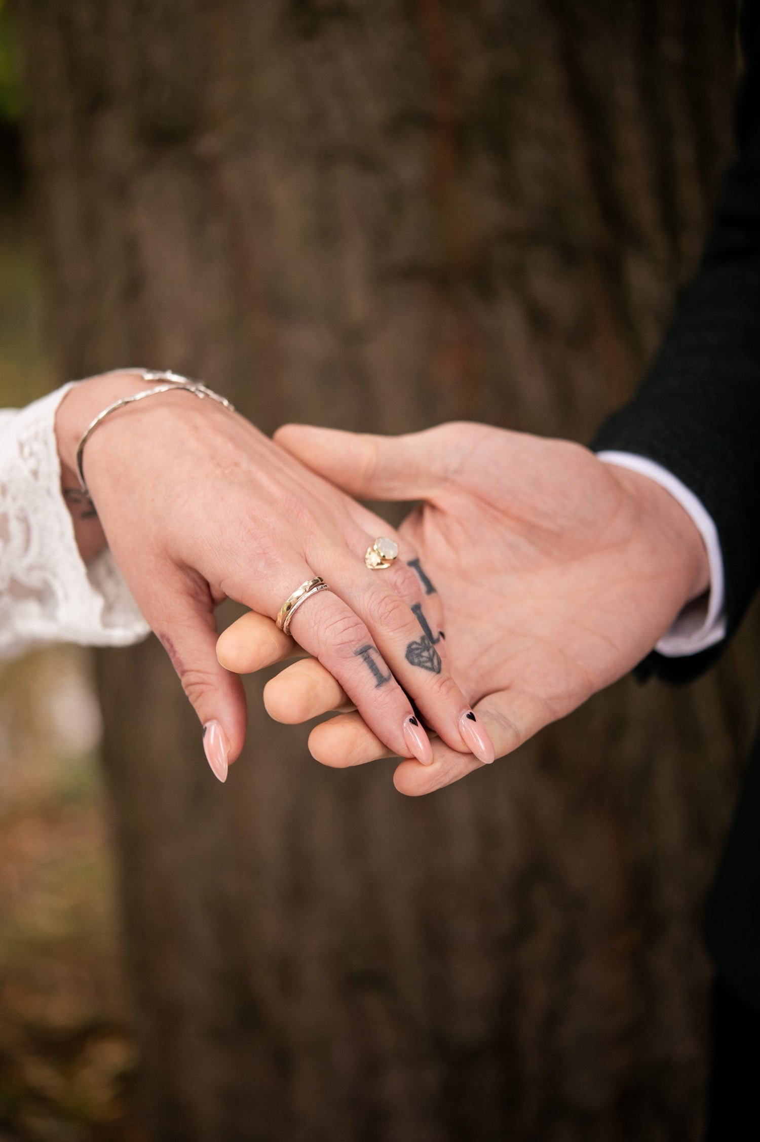 ENGAGEMENT & WEDDING