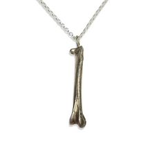 Load image into Gallery viewer, Large Bone Necklace
