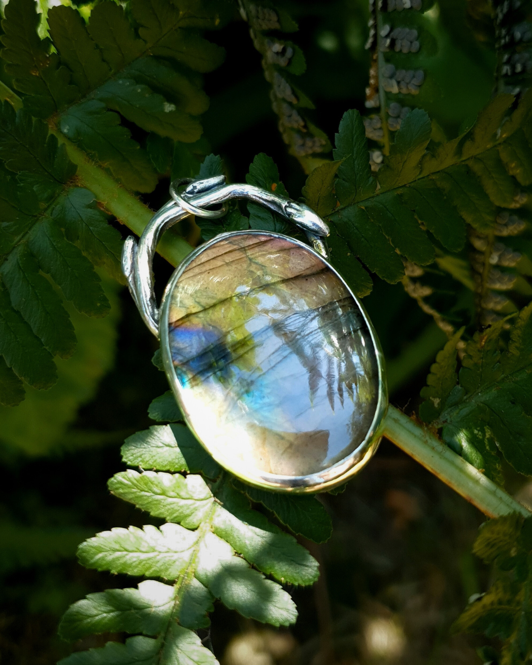 Labradorite Woodland Pendant