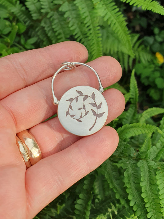 Peekaboo Quartz Vine Pendant