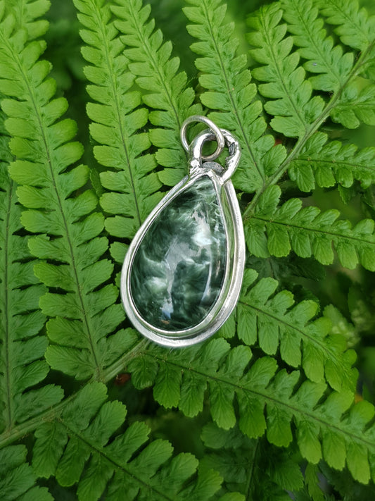 Seraphinite Woodland Pendant
