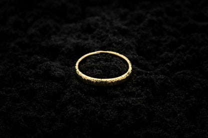 Sól Wedding Ring