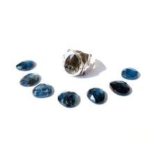 Load image into Gallery viewer, Blue Kyanite Ore Signet Ring
