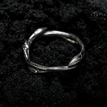Load image into Gallery viewer, Woodland Budded Silver Ring
