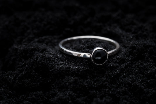 Onyx Spell Ring - Silver