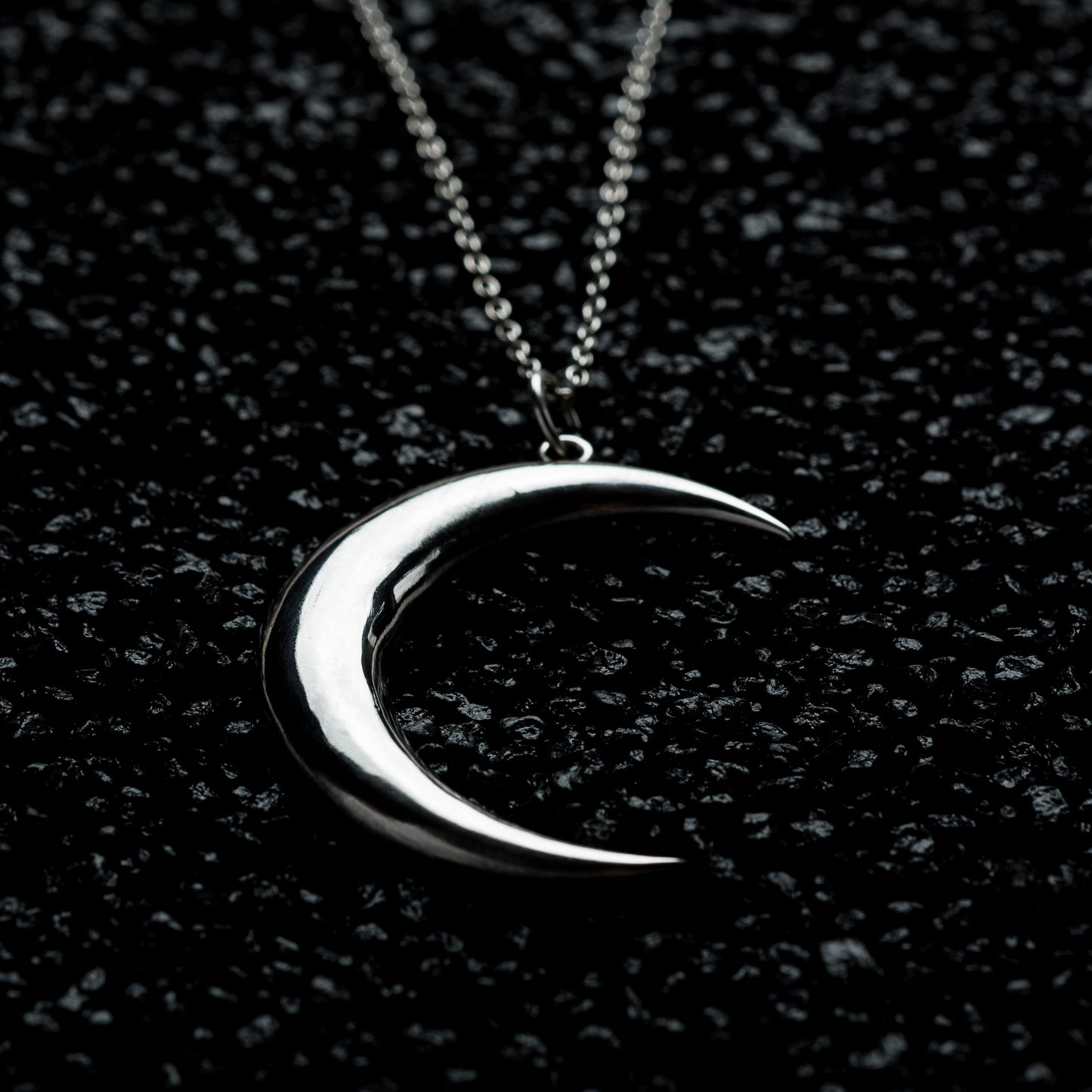 Crescent Moon Necklace XL