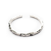 Load image into Gallery viewer, Ore Thin Bangle
