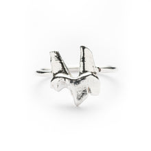 Load image into Gallery viewer, Fox Tooth Ring
