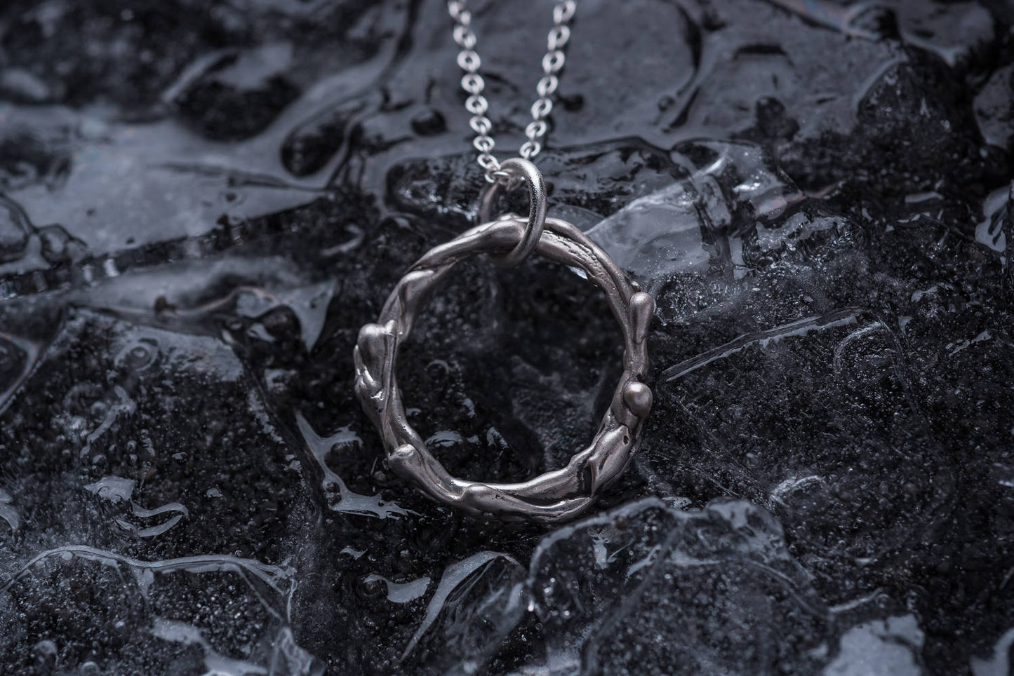 Foss Circlet Pendant